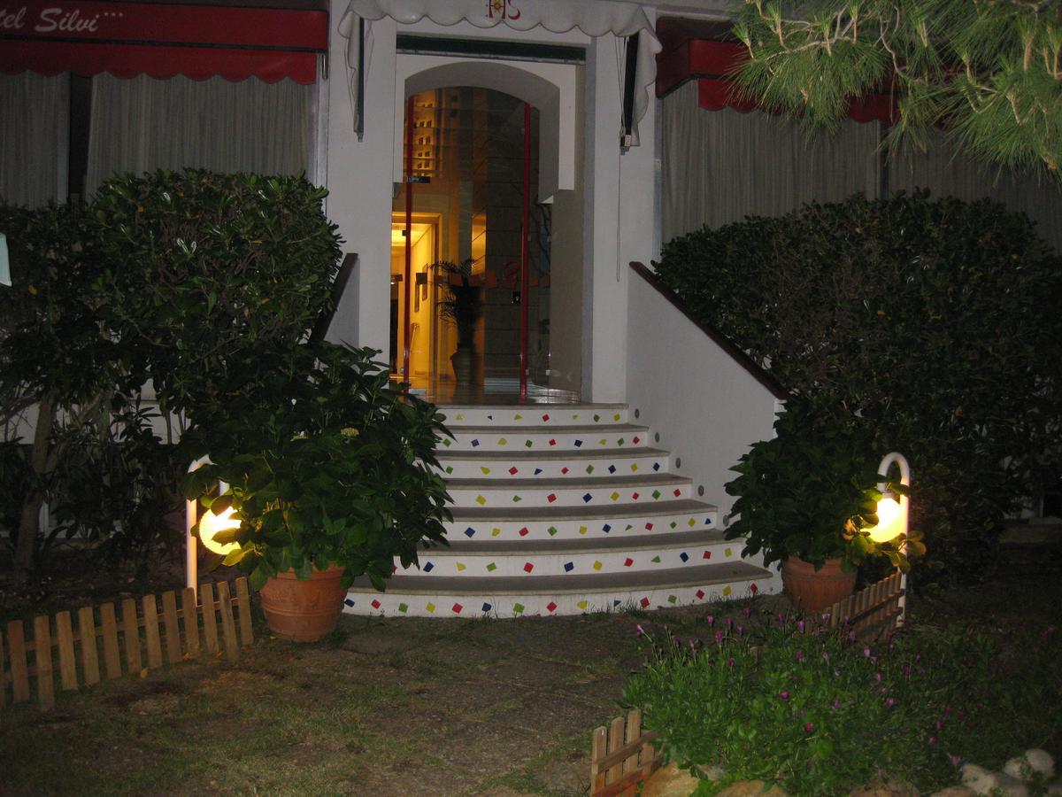 Hotel Silvi Silvi Marina Exterior photo
